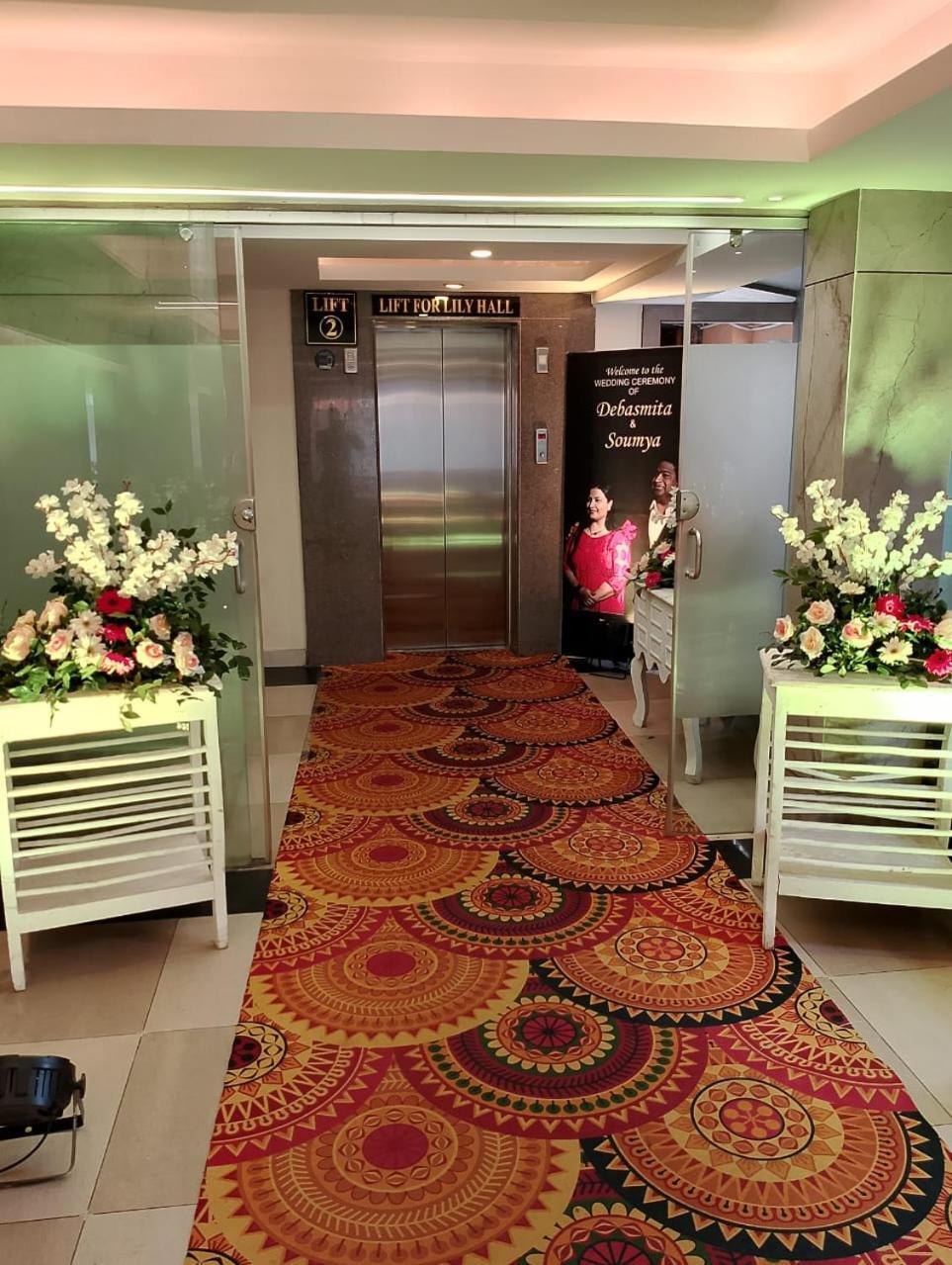 Hotel Pushpak Bhuvanesvar Kültér fotó